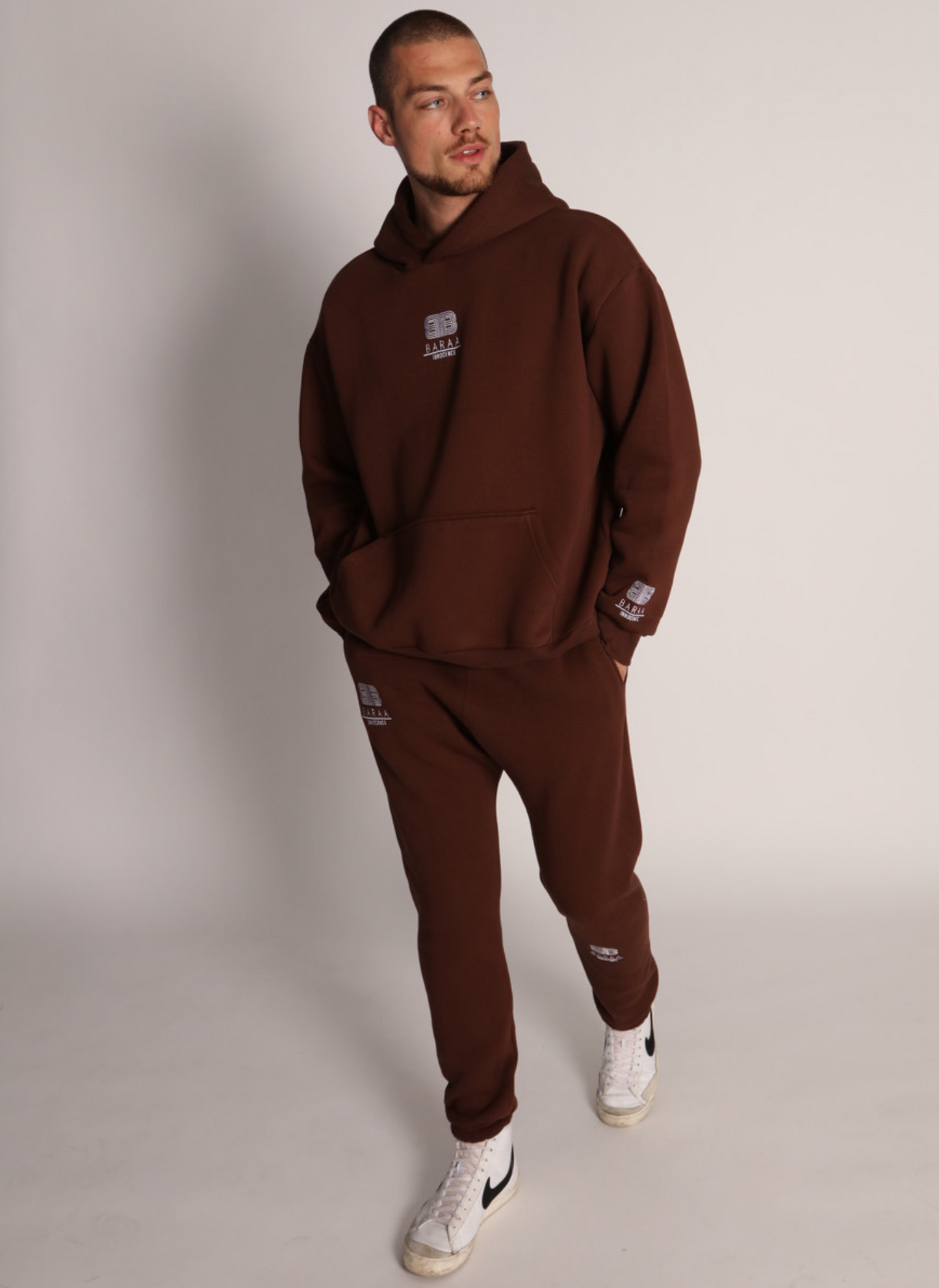 BASIC JOGGER BRAUN
