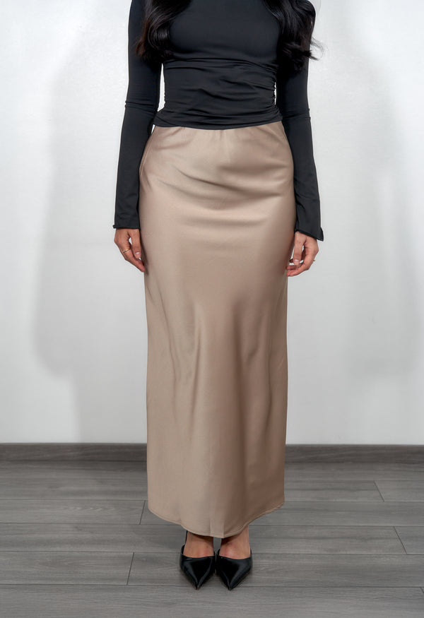 Long satin skirt - beige