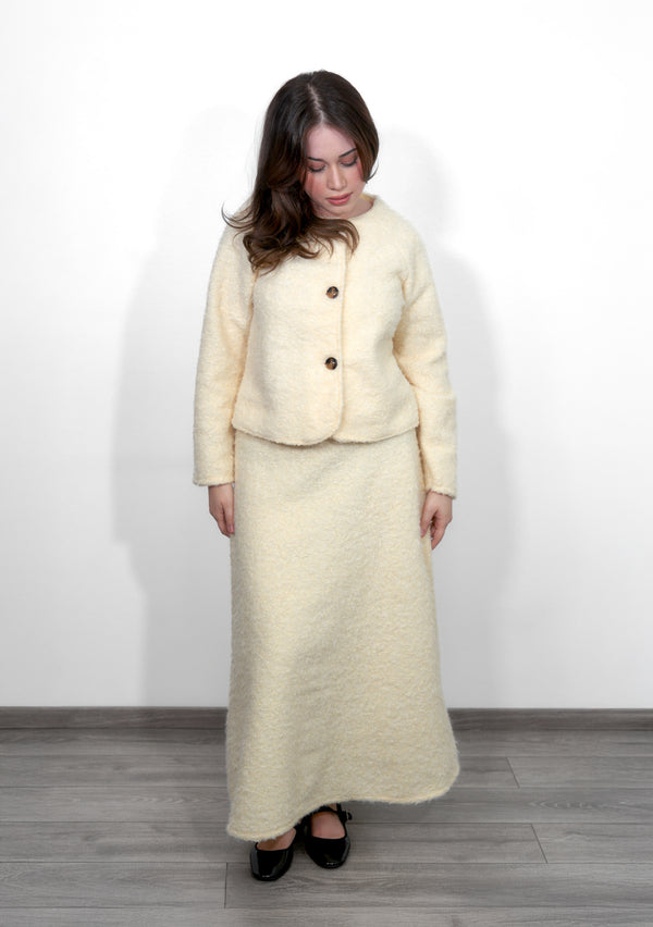 Elegant knitted set with jacket and skirt - cream