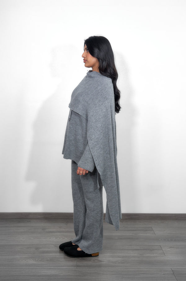 Knitting set with integrated scarf - Grey