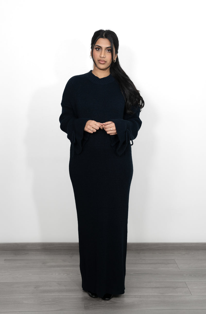 Long Oversized Knitted Dress with Bell Sleeves - Dark Blue