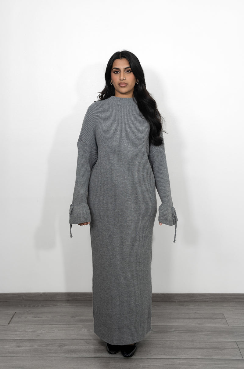 Langes Oversize Strickkleid mit Glockenärmel - Silber