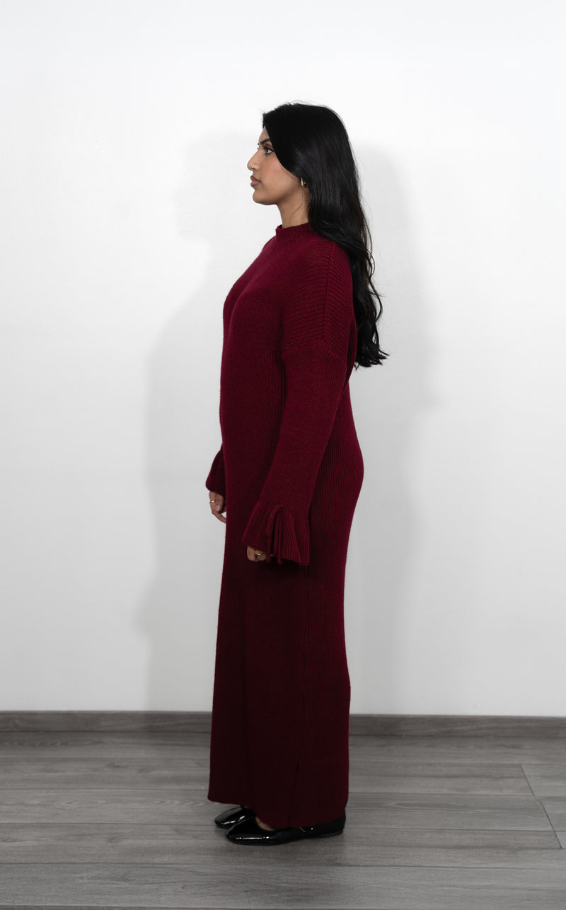 Long Oversized Knit Dress with Bell Sleeves - Burgundy