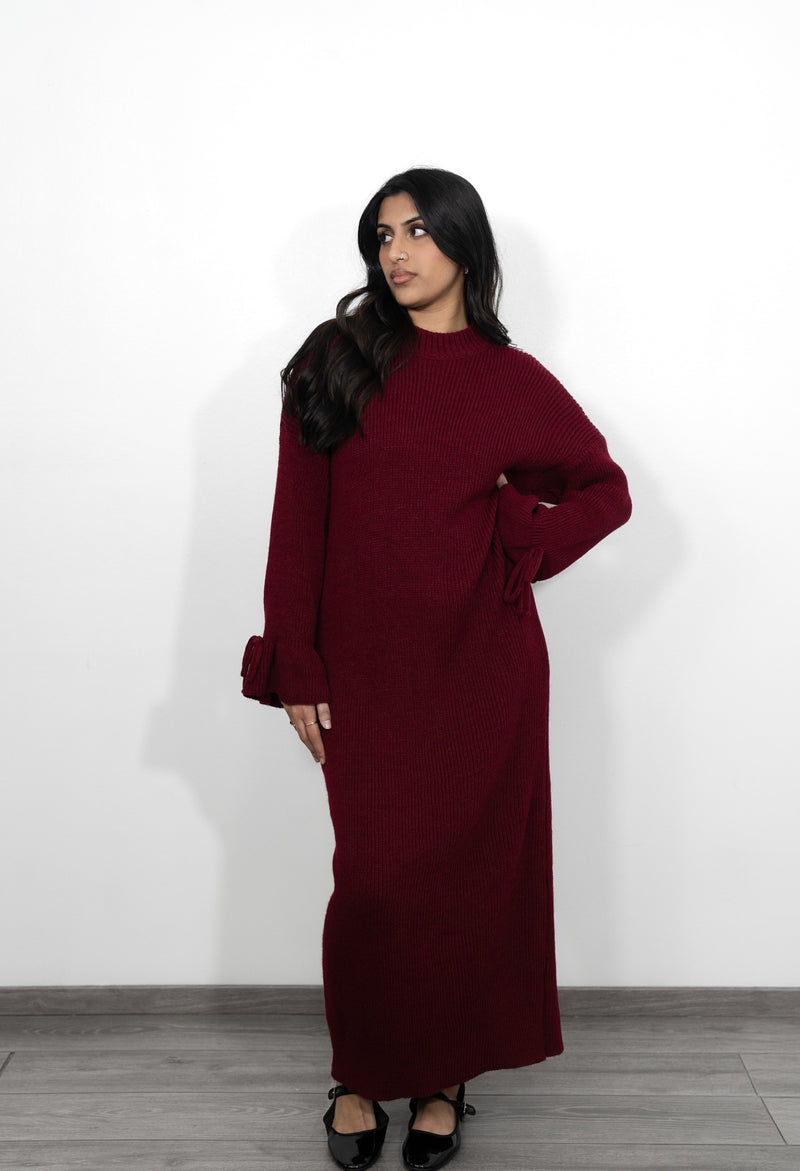 Long Oversized Knit Dress with Bell Sleeves - Burgundy