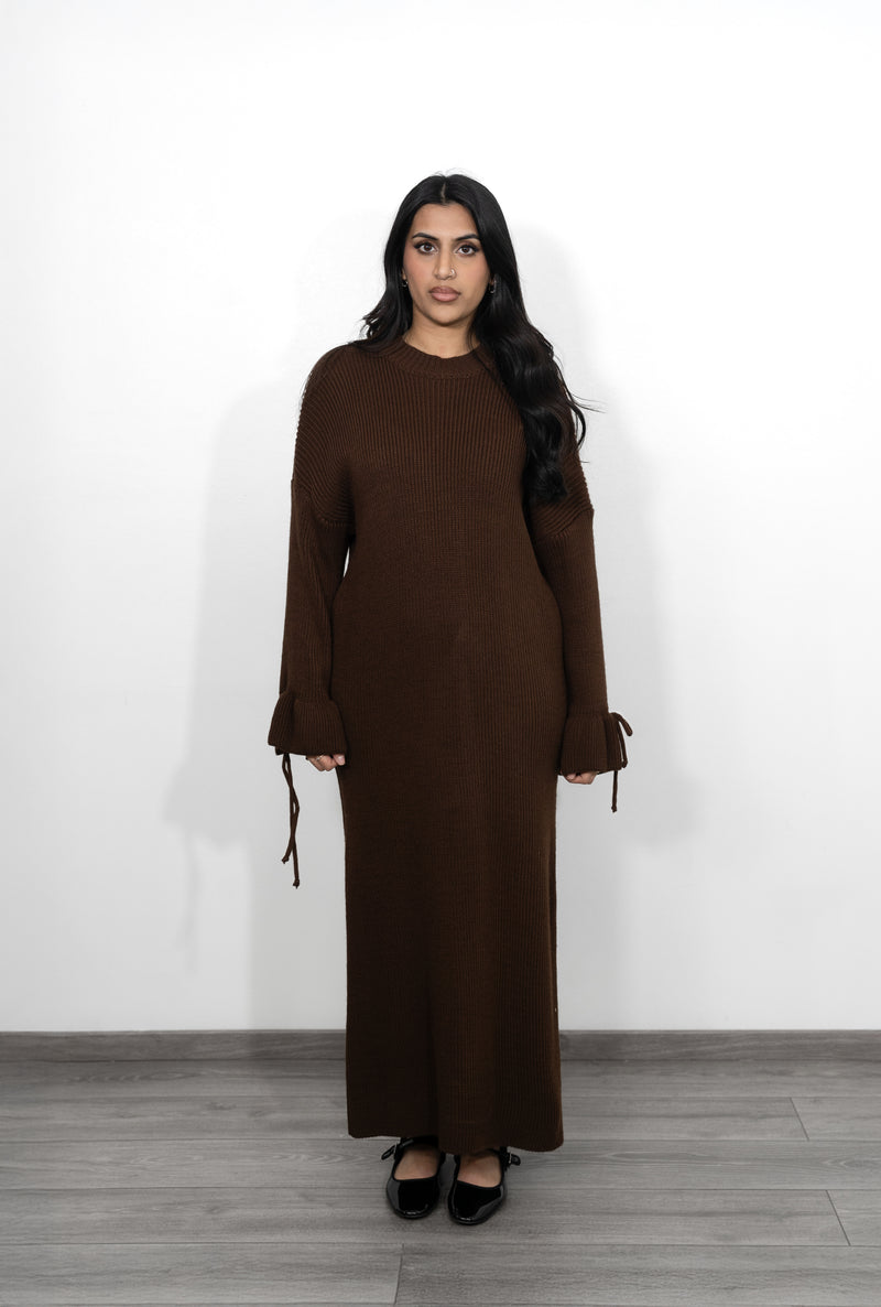 Long Oversized Knitted Dress with Bell Sleeves - Brown