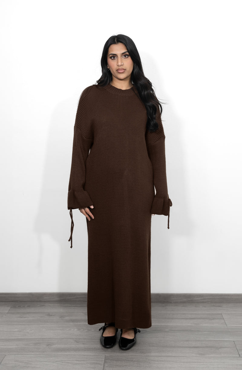 Long Oversized Knitted Dress with Bell Sleeves - Brown