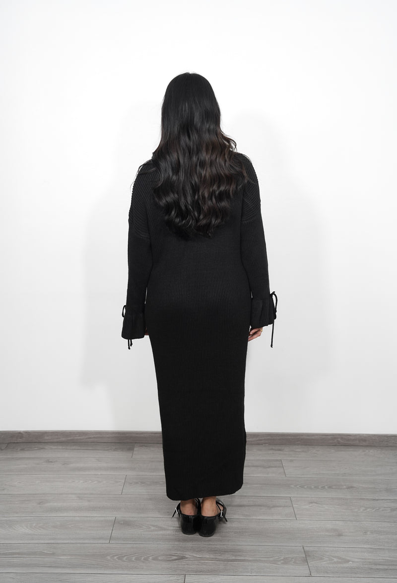 Long Oversized Knit Dress with Bell Sleeves - Black