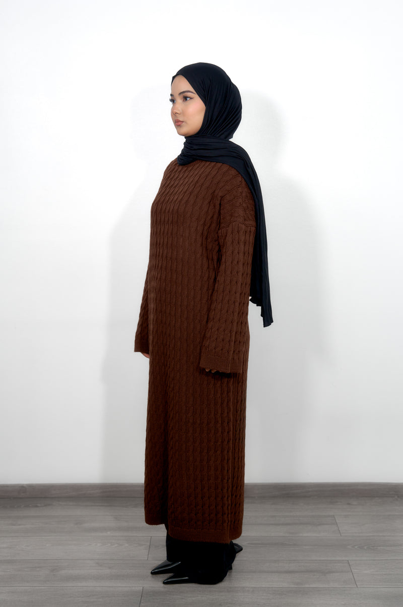 Long Knitted Dress - Brown